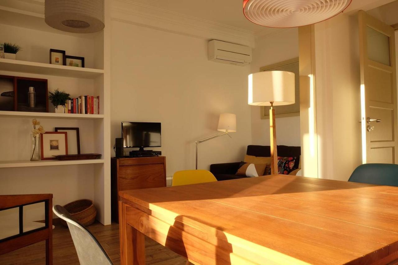 Central 2 Bedroom Apt W/Garden And Pantheon Views リスボン エクステリア 写真